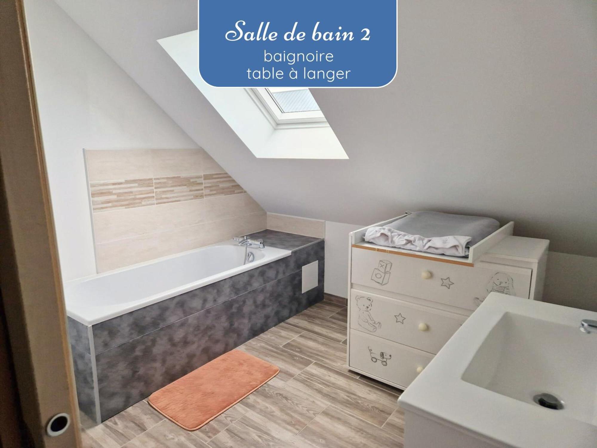 Sherman & Willy Jeep - 2 Maisons De Vacances, 4Min A Pied De La Plage - Parking Prive - Wifi Gratuit - Terrasse - Calme Saint-Come-de-Fresne Room photo